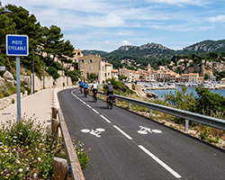 Comment r�ussir l'implantation r�glementaire des panneaux piste cyclable ?