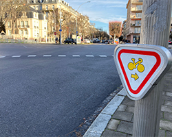 Panonceaux M12 pour v�los : r�glementation et r�gles de pose en ville