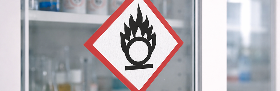 armoire produits comburants