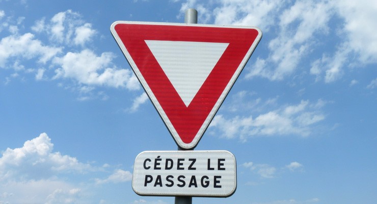 Le C dez Le Passage Marquage Au Sol Et Panneaux De Signalisation Le C dez Le Passage Marquage Au Sol Et Panneaux De Signalisation