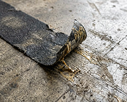 Probl&egrave;mes de d&eacute;collement d'adh&eacute;sifs antid&eacute;rapants : erreurs et solutions