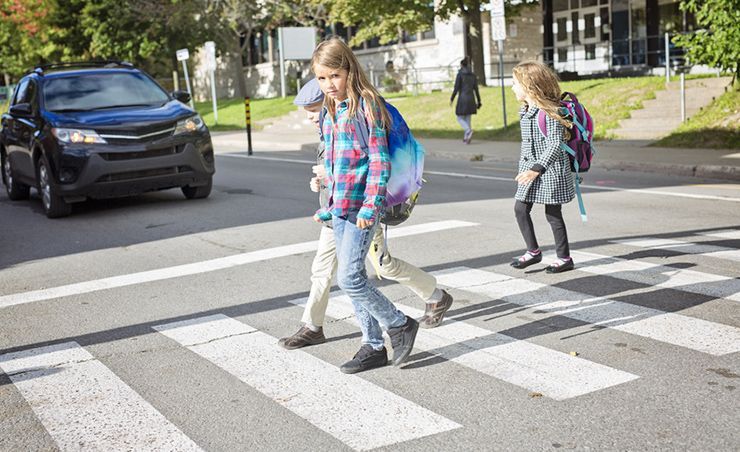 Plus de sécurité sur le chemin de l'école: conseils et idées de