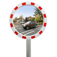 Miroir Convexe Extérieur De Sécurité Accrochant Sur Le Mur Avec La  Réflexion D'une Vue Urbaine De Bord De La Route De Parking Le Photo stock -  Image du transport, signe: 136824724