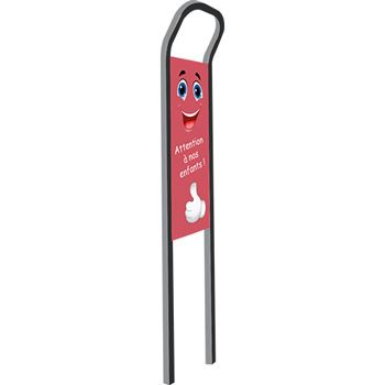 Totem cole sourire rose
