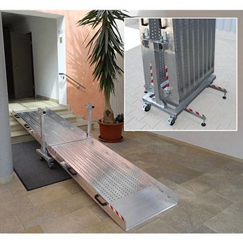 Rampe d'accs pliable PMR