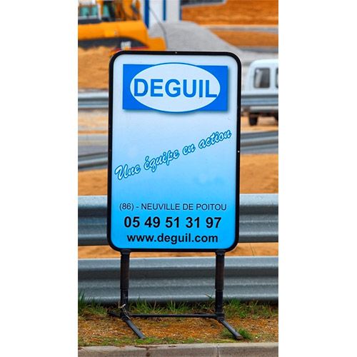 Vitrine Voitures De Circuit 1/24 - Présentoir Mural Avec Miroir - Capacité 30 Voitures - Verre Acrylique Résistant - Fabriqué En Allemagne