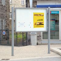 Vitrine d'information Carrefour double face