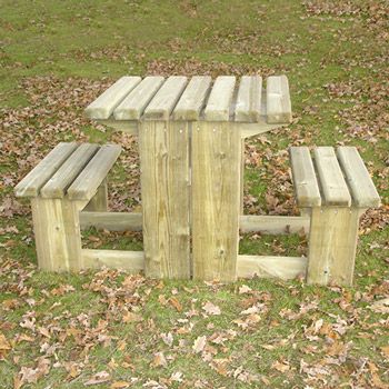 Table de pique-nique en bois Noisetire